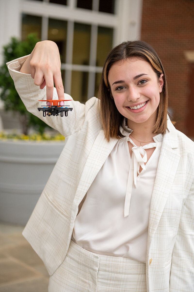HPU Business Plan Winner 1.jpg